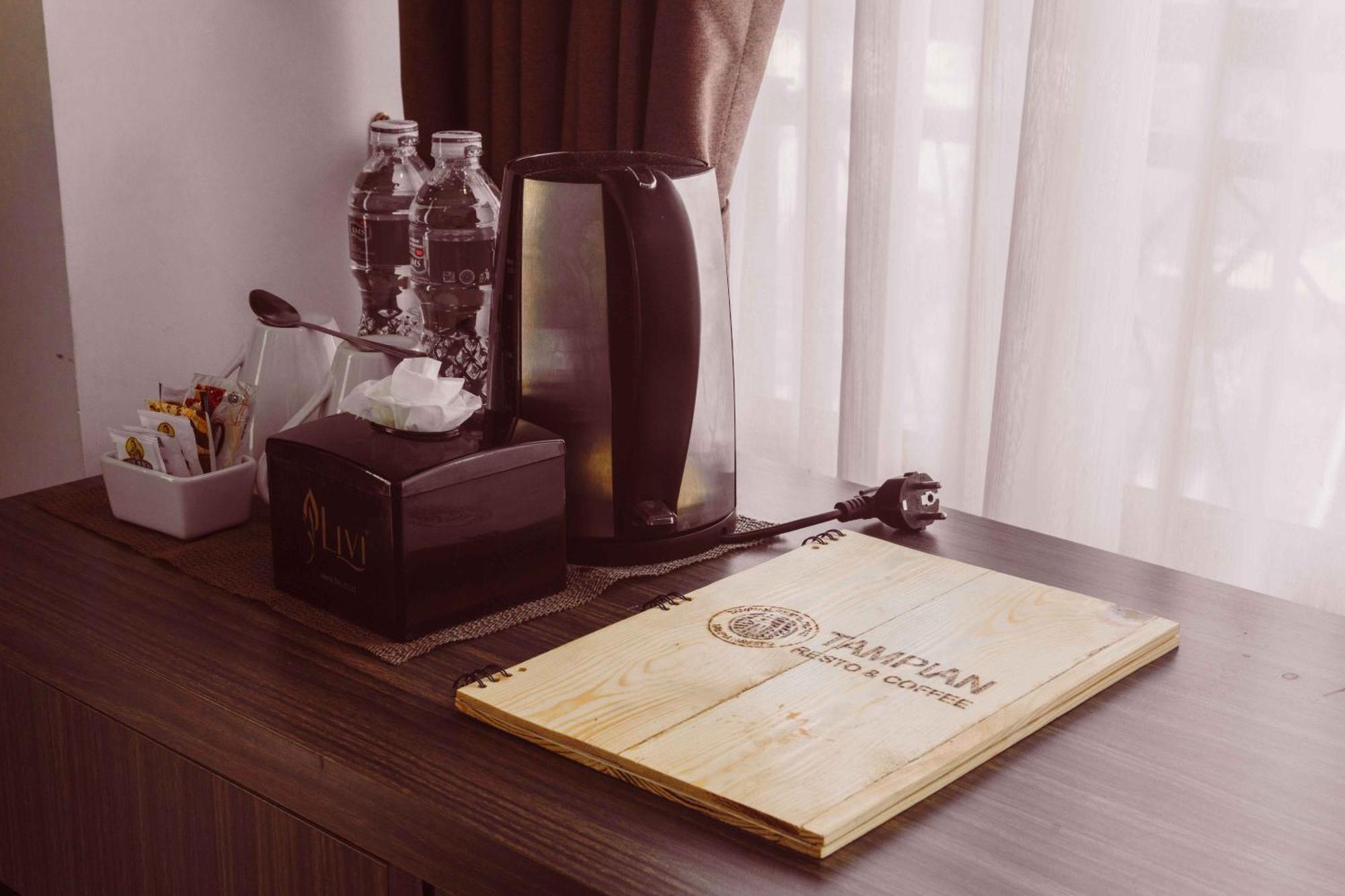 Fahira Hotel Syariah Bukittinggi Εξωτερικό φωτογραφία