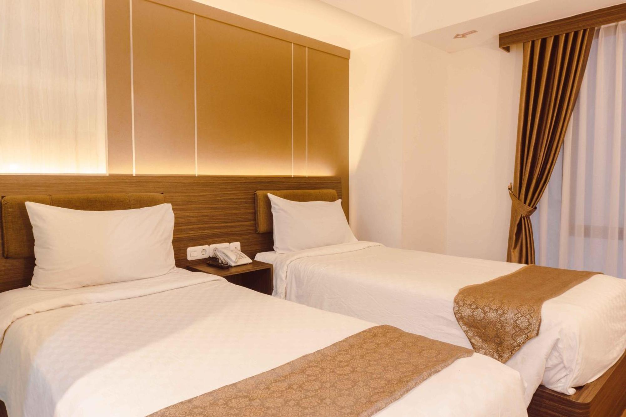 Fahira Hotel Syariah Bukittinggi Εξωτερικό φωτογραφία